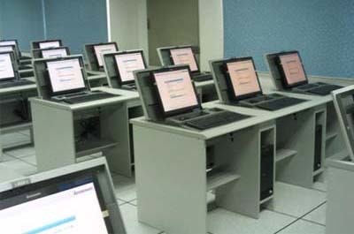 智能桌椅 計算機(jī)服務(wù)中的創(chuàng)新融合